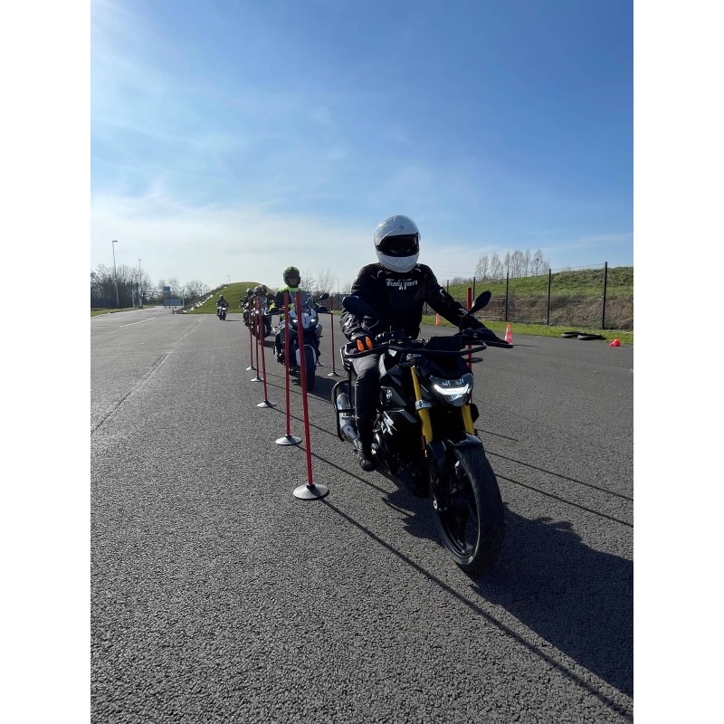 Préventis 2 Roues Motorisées - Déplacements professionnels à deux roues motorisées Préventis 2 Roues Motorisées - Déplacements professionnels à deux roues motorisées